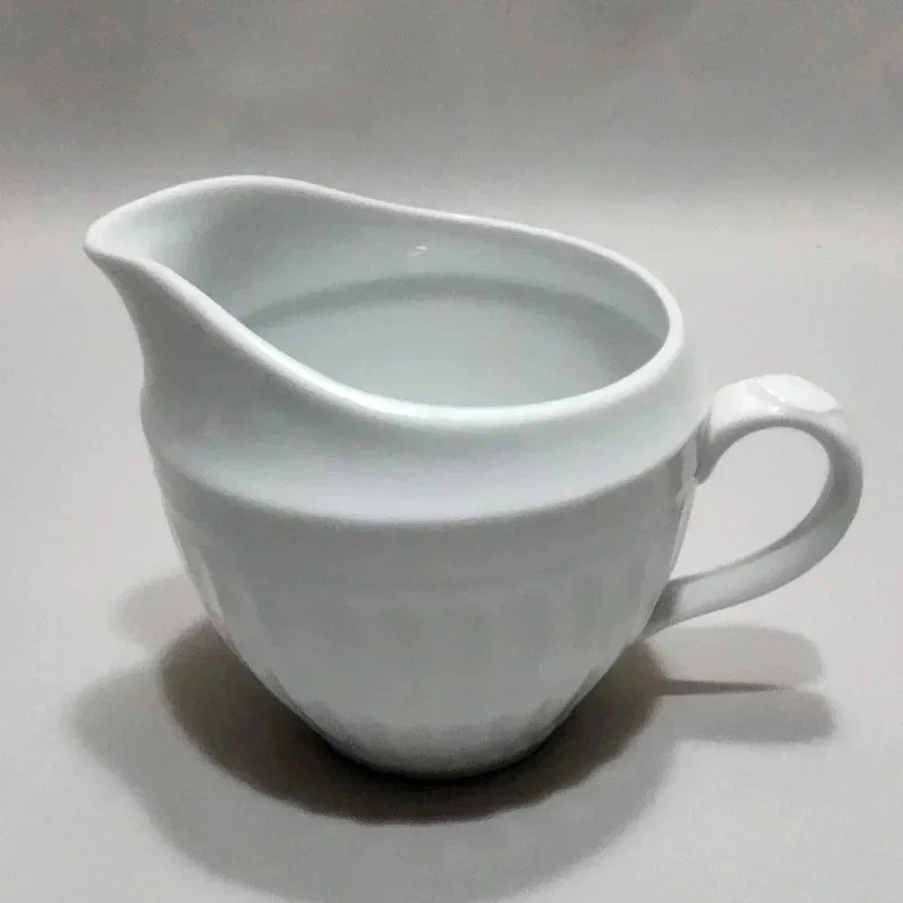 Coventry Fine Porcelain Creamer‎ Parthenon White Pattern